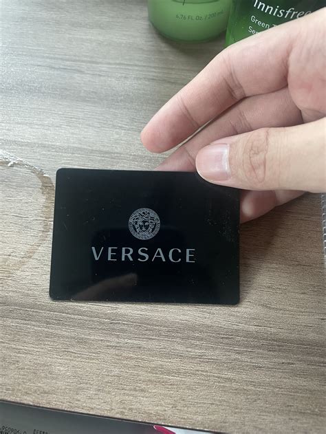 Versace Authenticity .